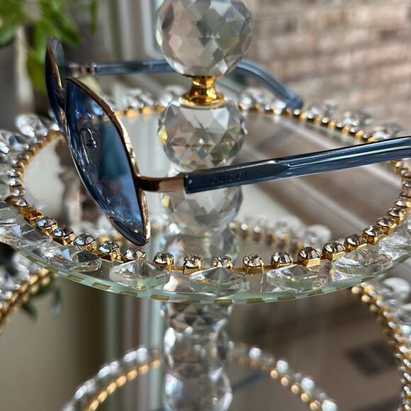 Gucci Gold Frame Blue Lenses Authentic Sunglasses - Picture 3 of 7